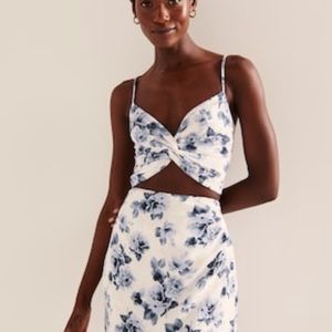 NWT Abercrombie & Fitch Blue Floral Knot Front Cami